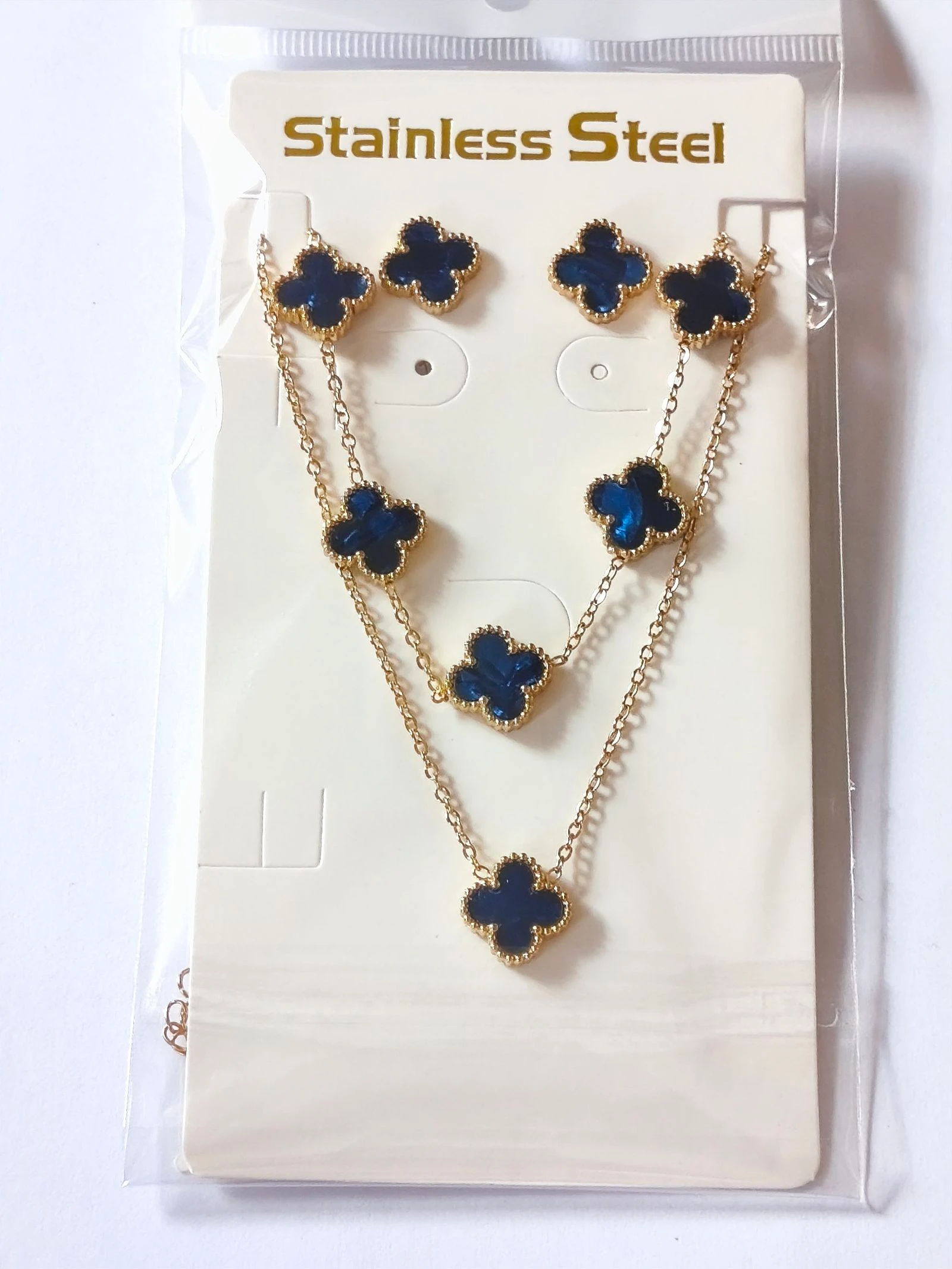 Set met ketting, armband en oorbellen van trebol blauw verlicht met onveranderlijke gouden ketting – photo 4